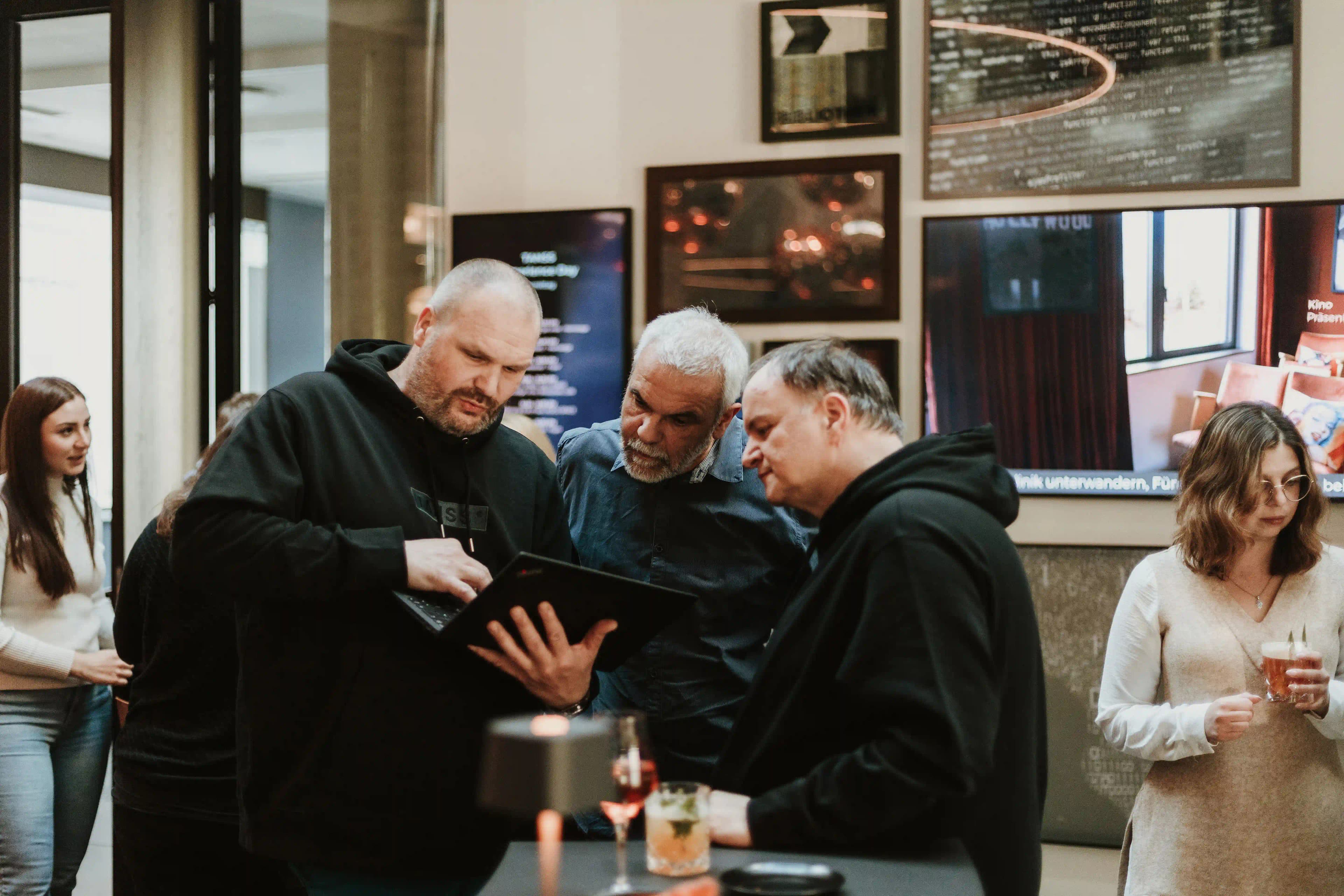 05 Connect & Interact